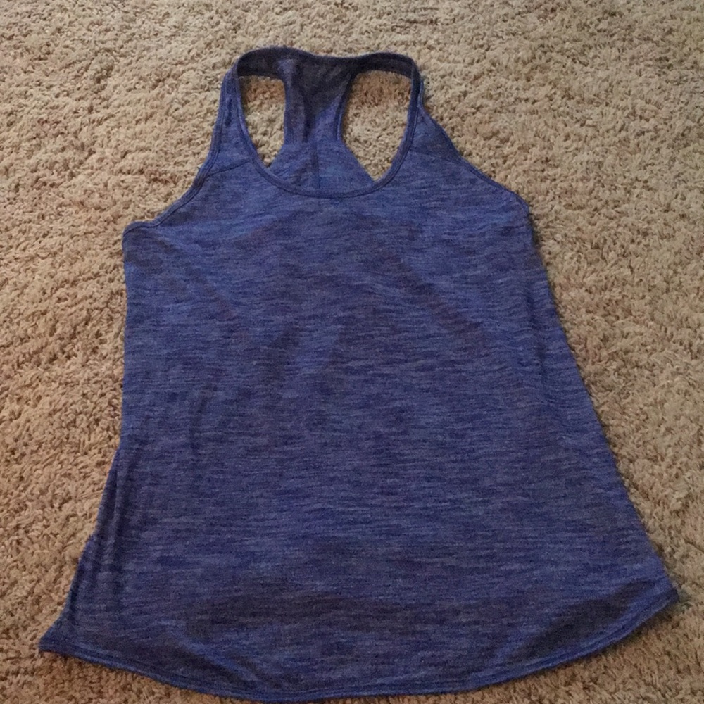 Lululemon exercise tank